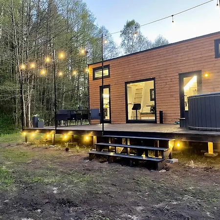 Tiny Silent House River Dom wakacyjny *