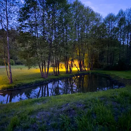 Tiny Silent House River 別荘 ズブレボ