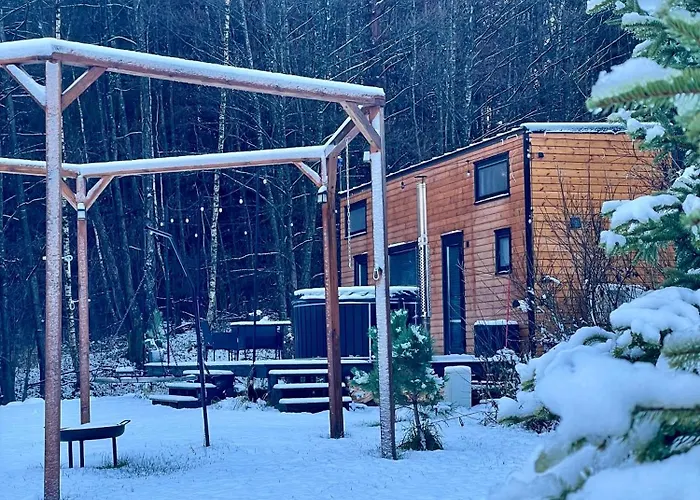 Tiny Silent House River بيت للعطل *