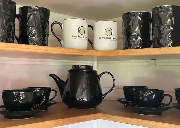 Tiny Silent House River 別荘